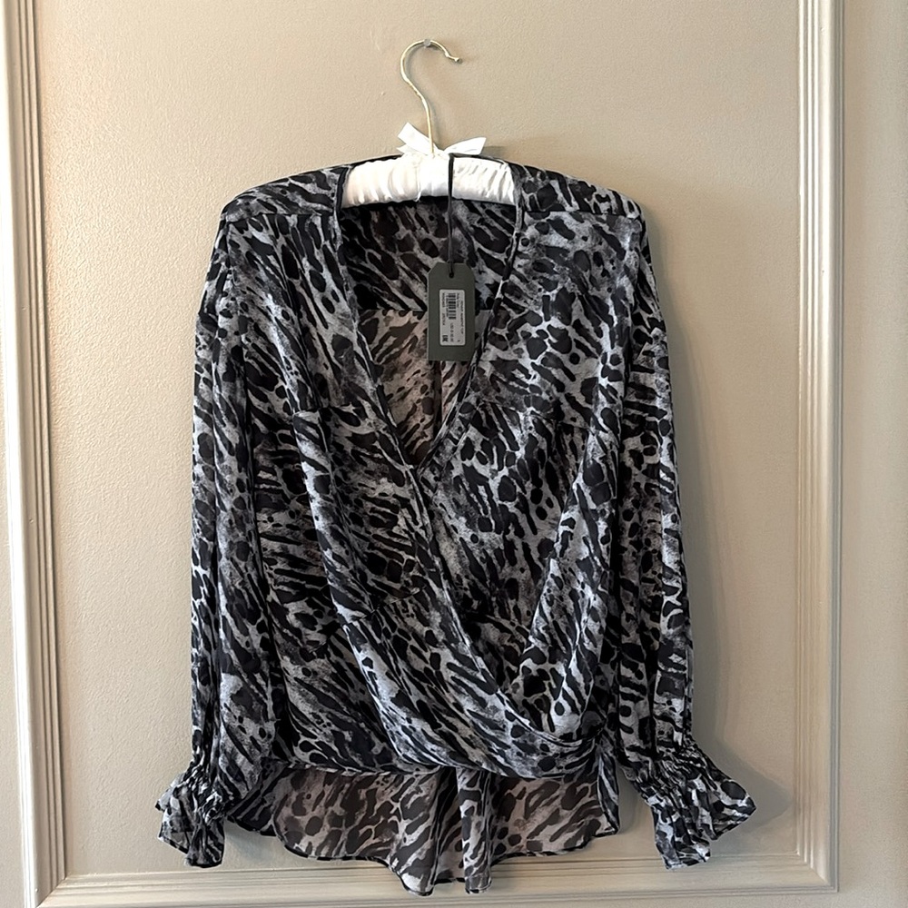 All Saints NWT Penny Ambient Crossover blouse in pale gray. Size Small